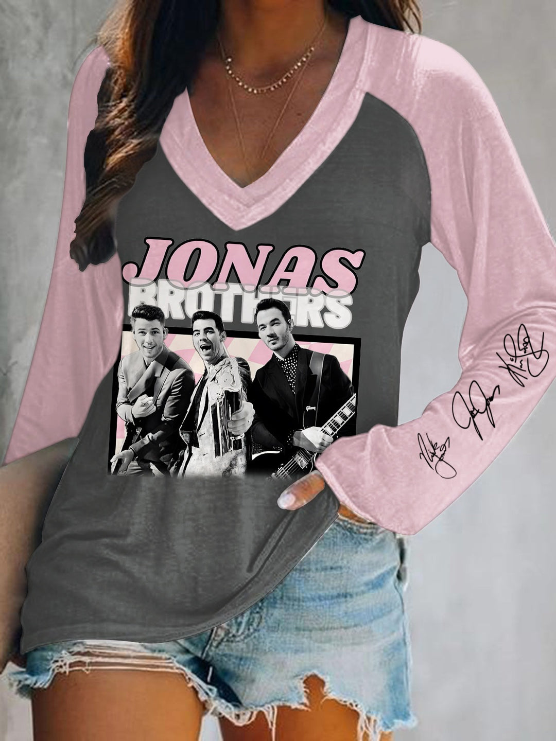 Jonas Brothers Print V-Neck Long Sleeve Top