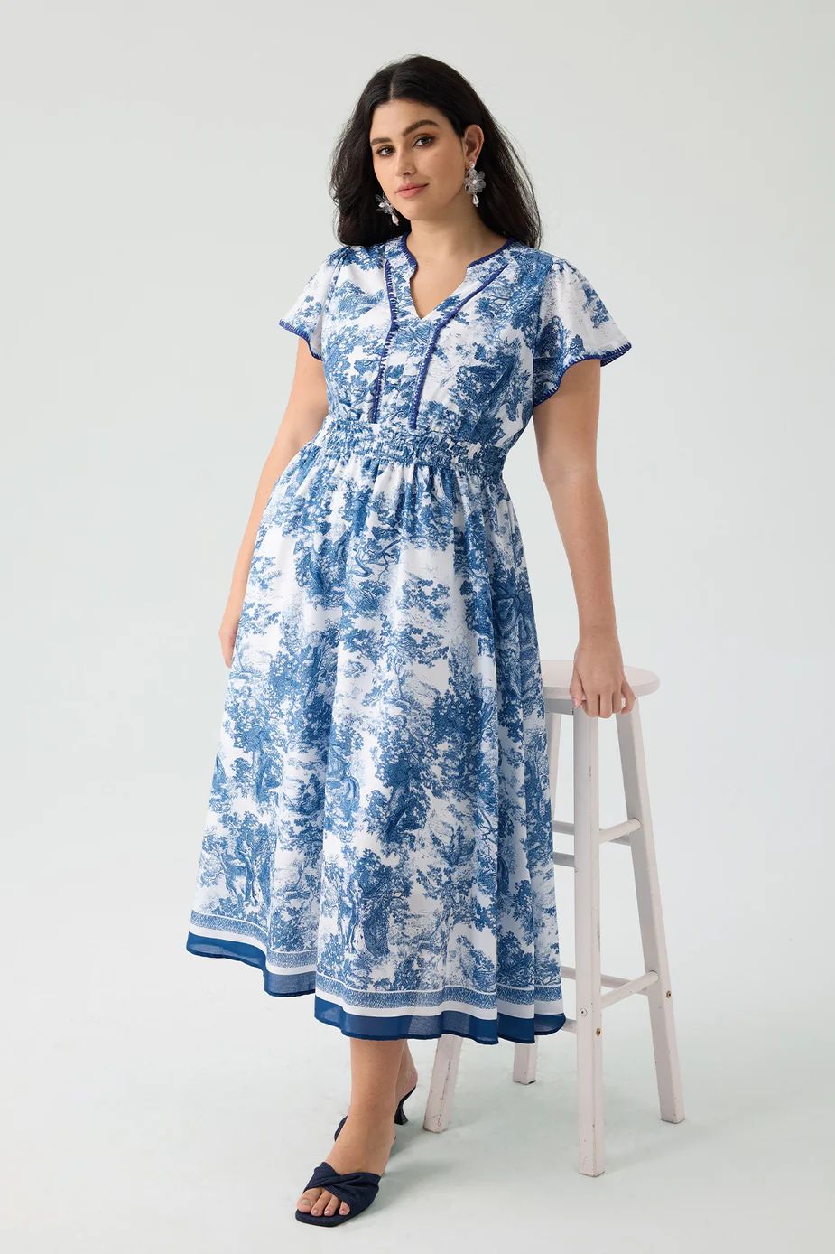 Ritera Pockets Chic Smocked Toile De Jouy Midi Dress