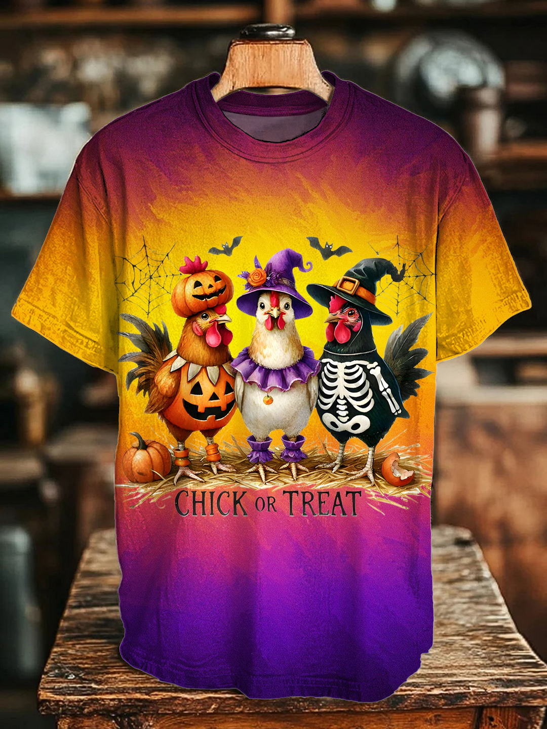 Funny Chick or Treat Funny Halloween Chicken Crew Neck T-shirt