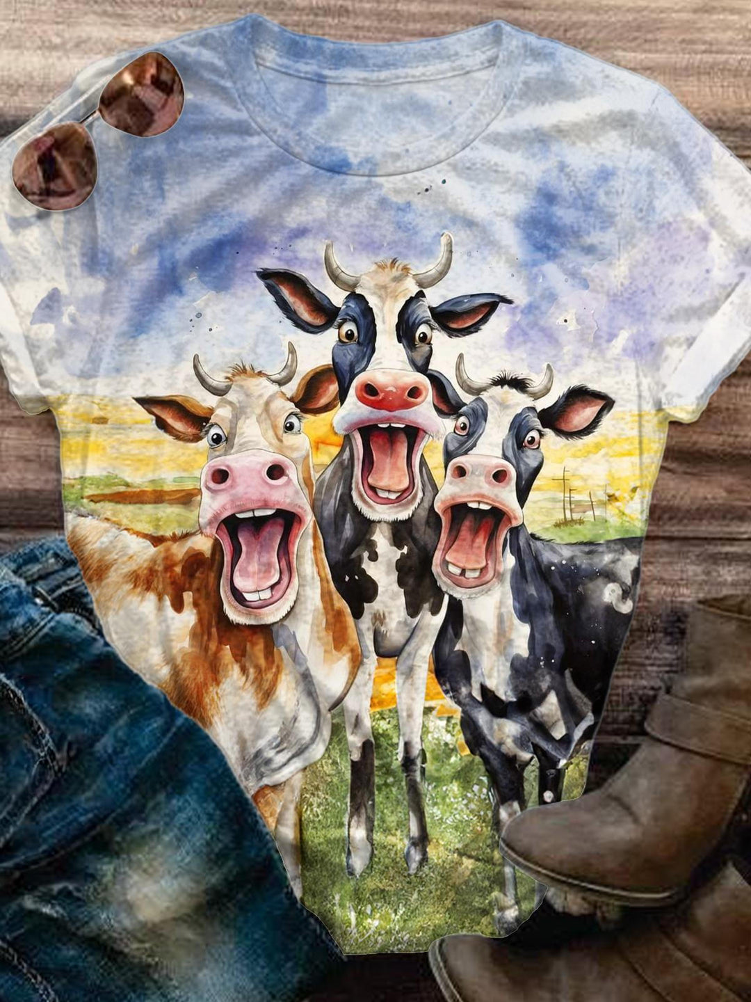 Retro Funny Cow Printed Crew Neck T-shirt