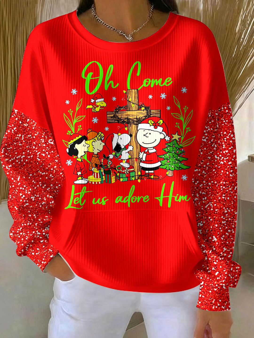 Women's Christmas Snoopy Printed Crew Neck Pocket Sweatshirt