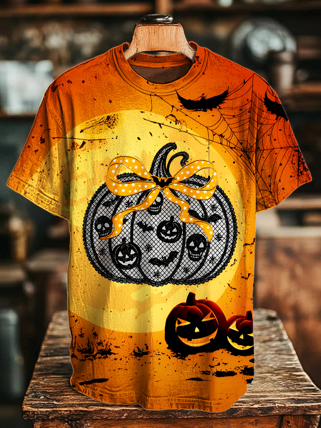Vintage Fall Halloween Lace Pumpkin Art Crew Neck T-shirt