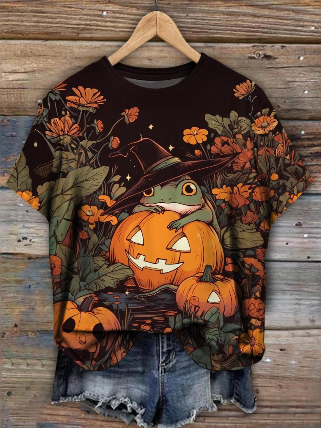Women's Halloween Pumpkin Witch Frog Crew Neck T-shirt