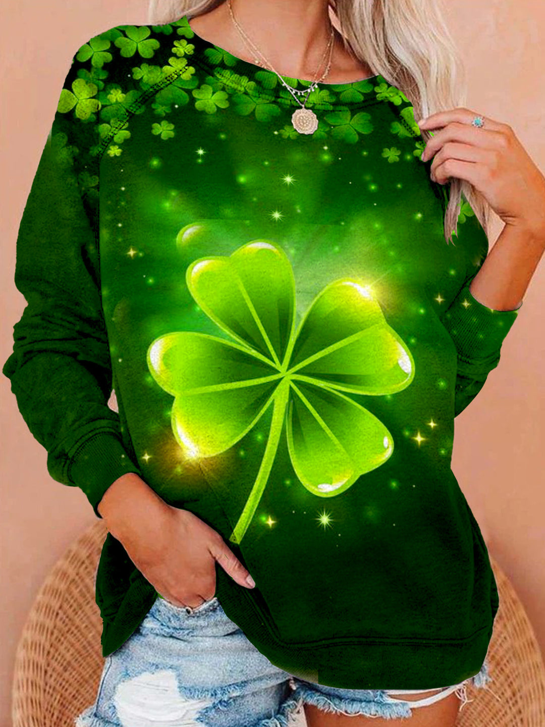 Women's Clover Print Long Sleeve Top