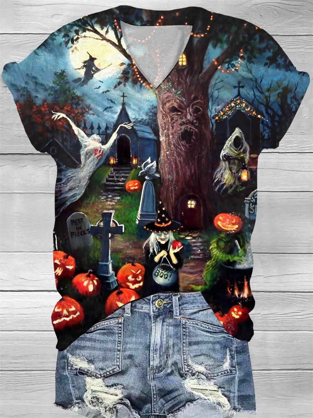 Halloween Night Print V-neck T-shirt