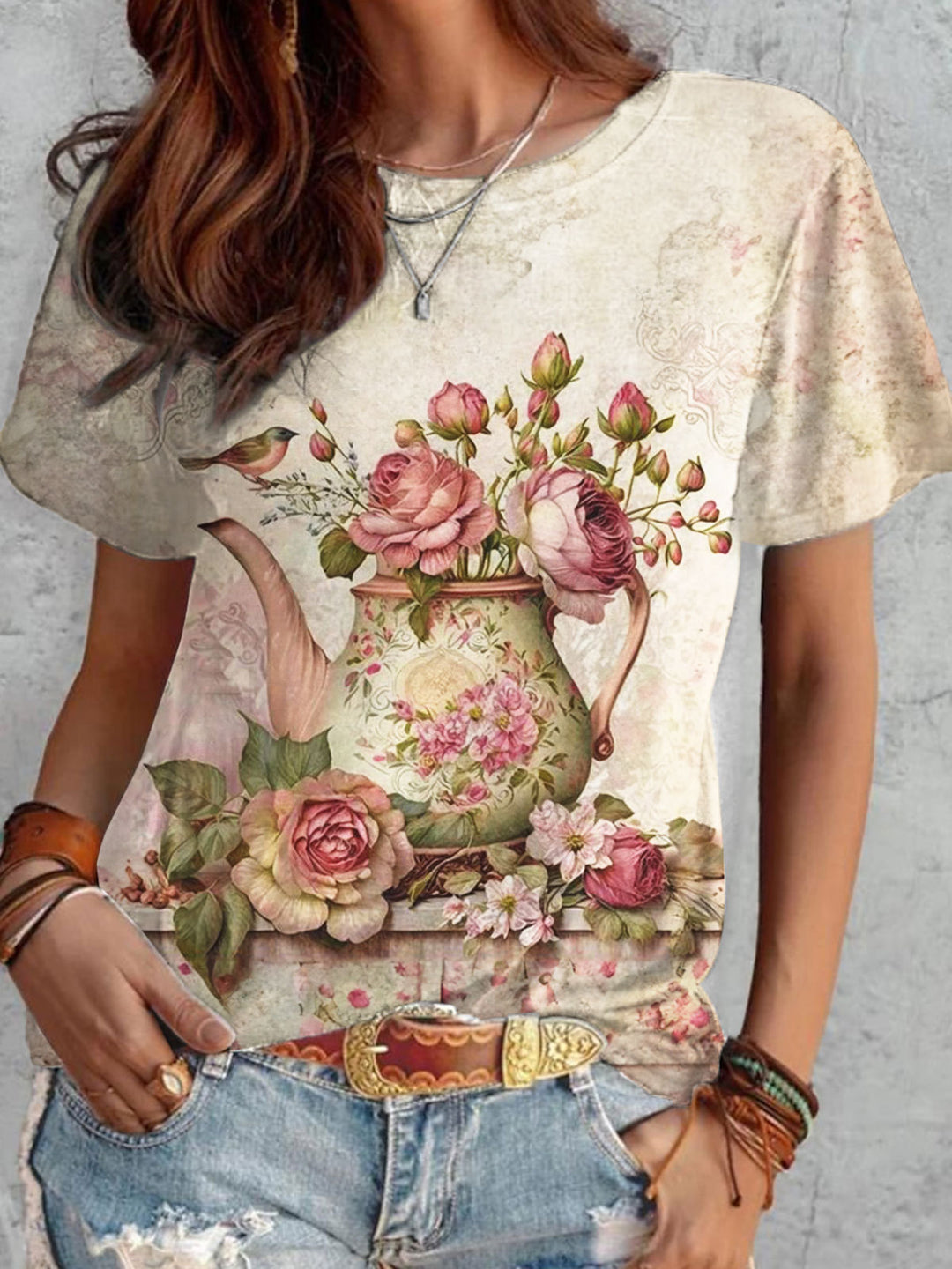 Vintage Tea Kettle Print Crew Neck T-shirt