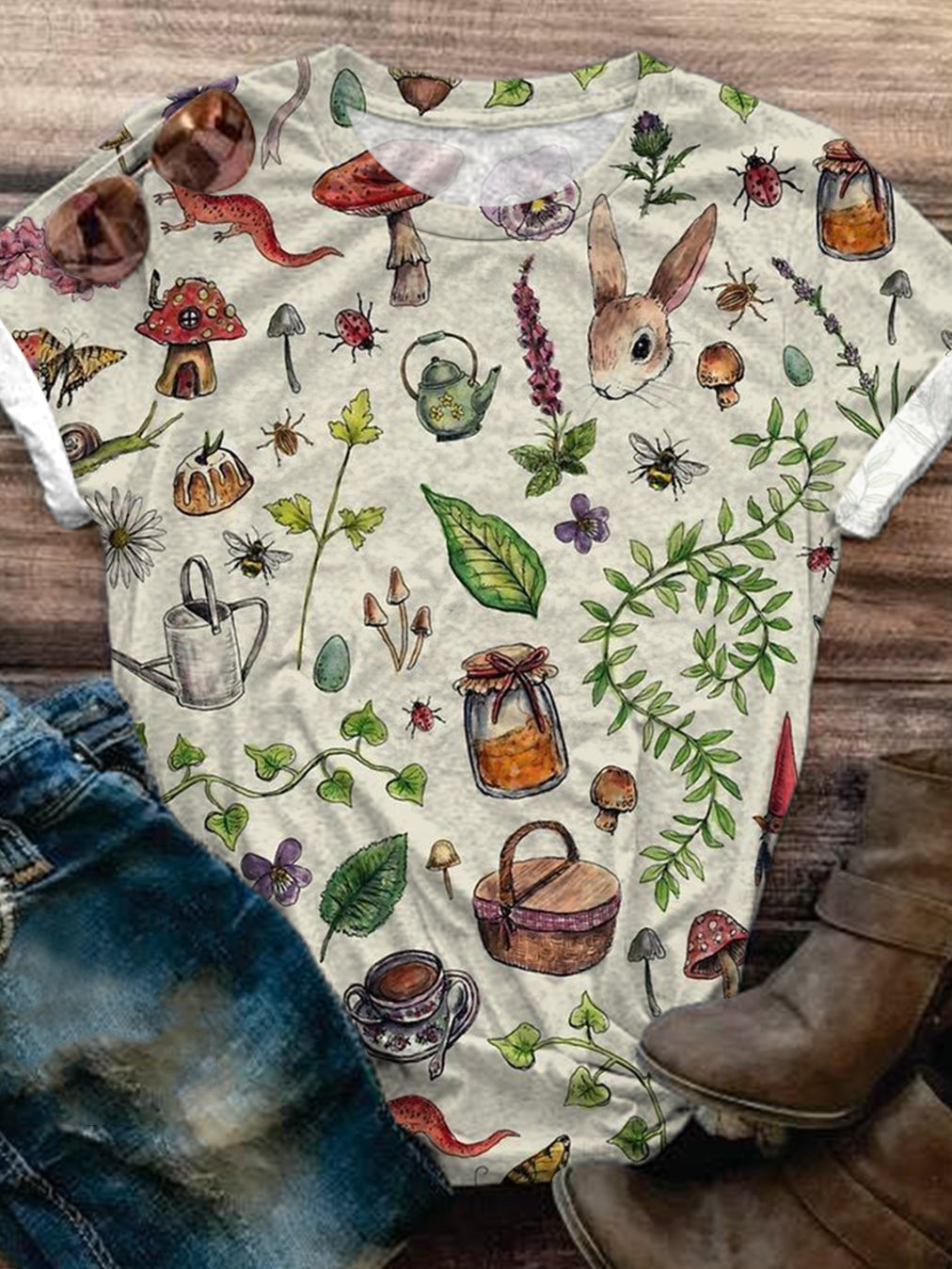 Insect And Plant Print Crew Neck T-shirt