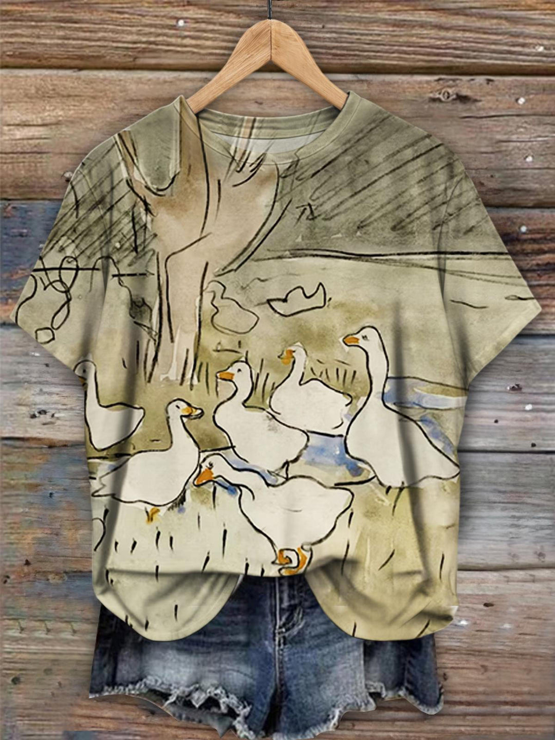 Women's Vintage Duck Print Casual T-Shirt