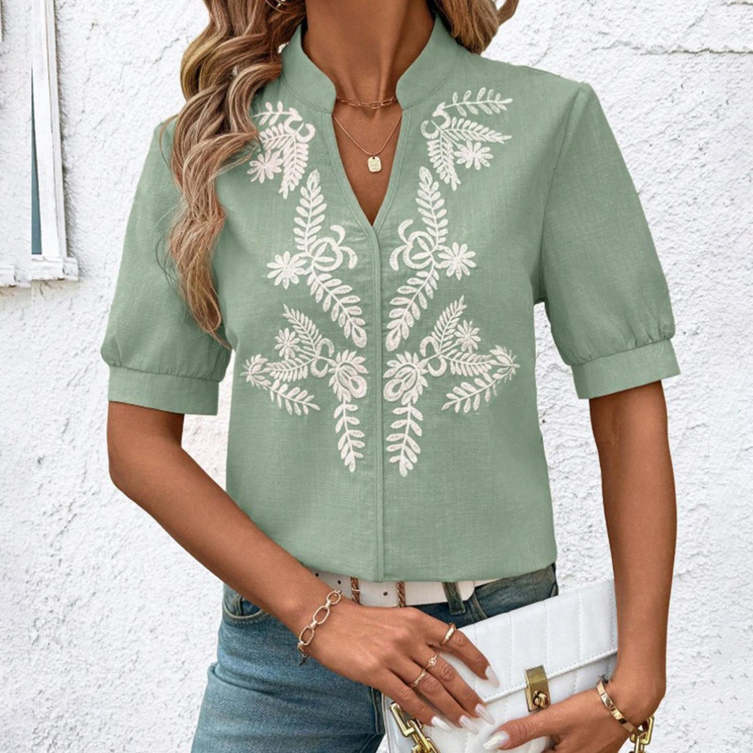 Embroidered Blouses for Women V Neck Floral Embroidered Top Short Sleeve Blouses Fashion Clothes for Travel generous