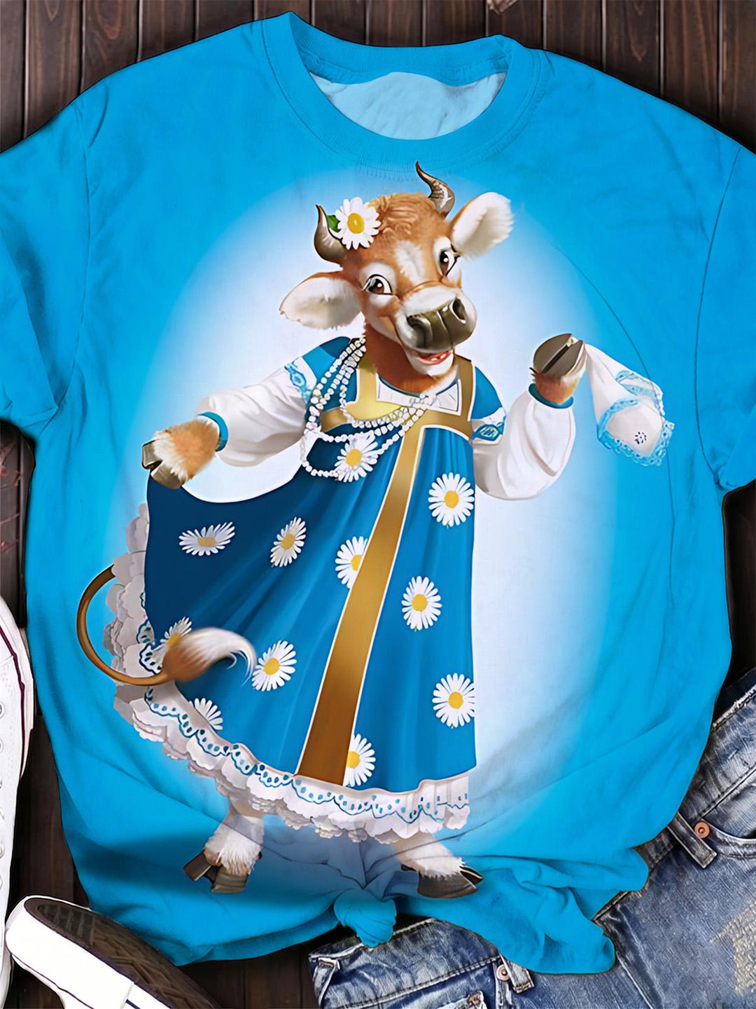 Cartoon Cow Print Women's Short Sleeve Crew Neck T-shirt