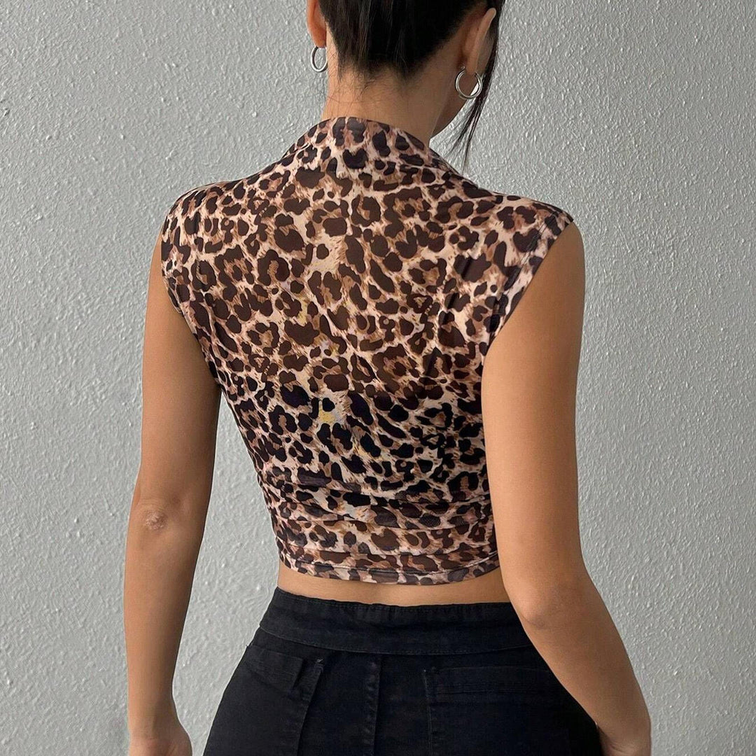 Leopard Print Tank Tops for Women Mock Neck Sleeveless Crop Tops Fitted Sexy Cheetah Print Tank for Travel fit