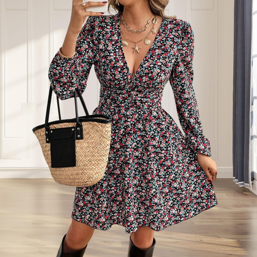Long Sleeve Short Dress for Women V Neck Bohemian Floral Dress Lantern Sleeves for Dating Travel Vacation charming