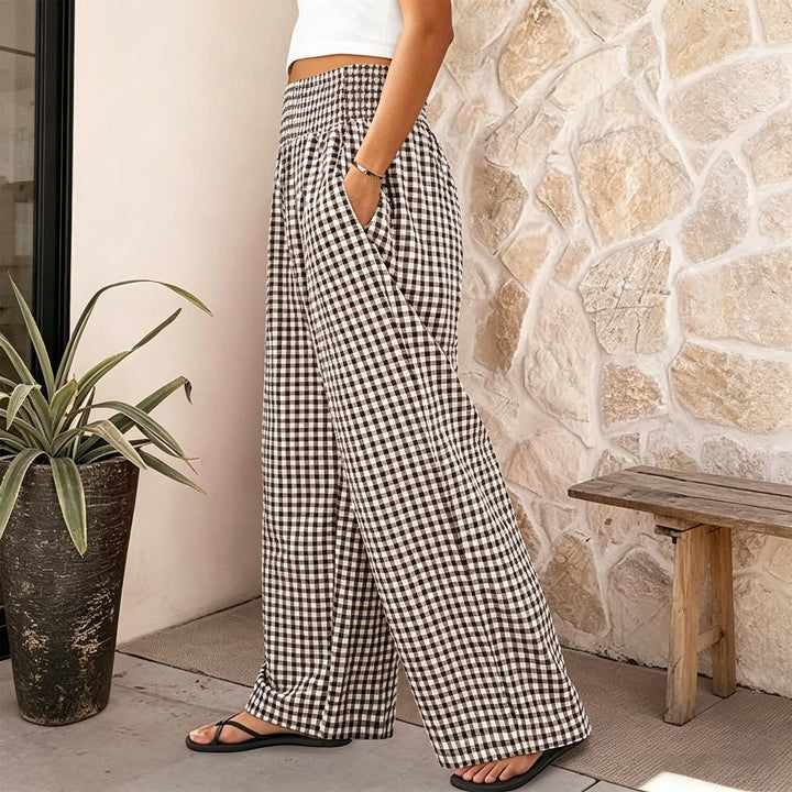 Women Gingham Pants Smocked Waist Plaid Pajama Lounge Pants Wide Leg Trousers with Pocket for Daily Wear gently