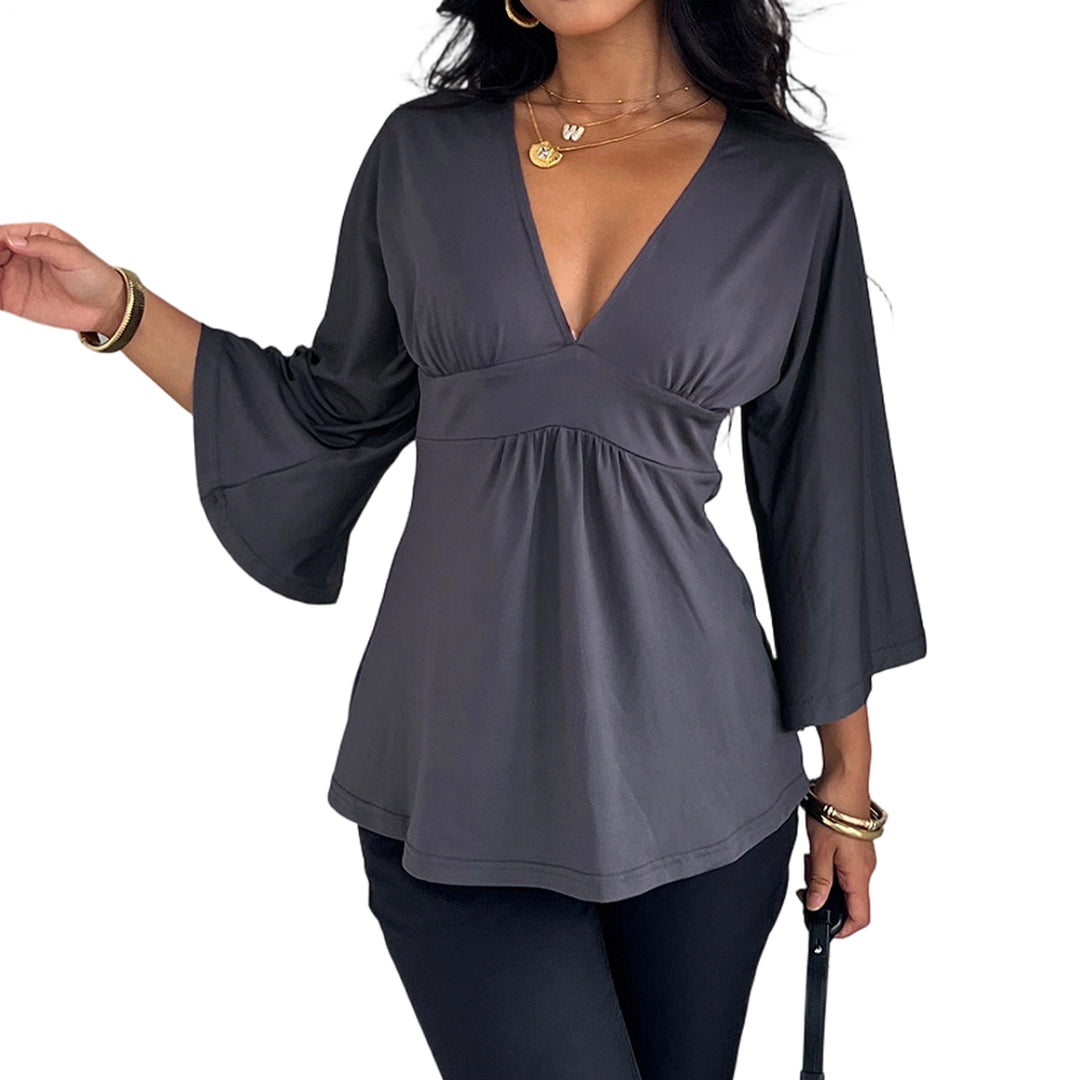 3/4 Length Sleeve Womens Tops V Neck Bell Sleeve Dressy Casual Fashion Tunic Tops Spring Outfits for Party stunning