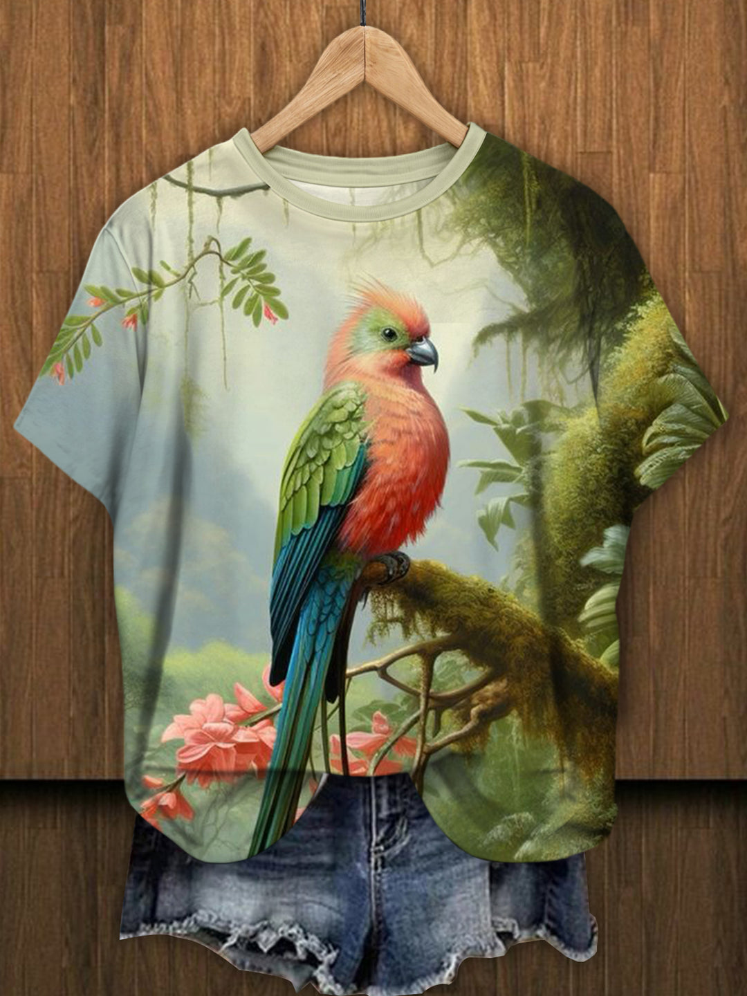 Quetzal Bird Crew Neck T-shirt