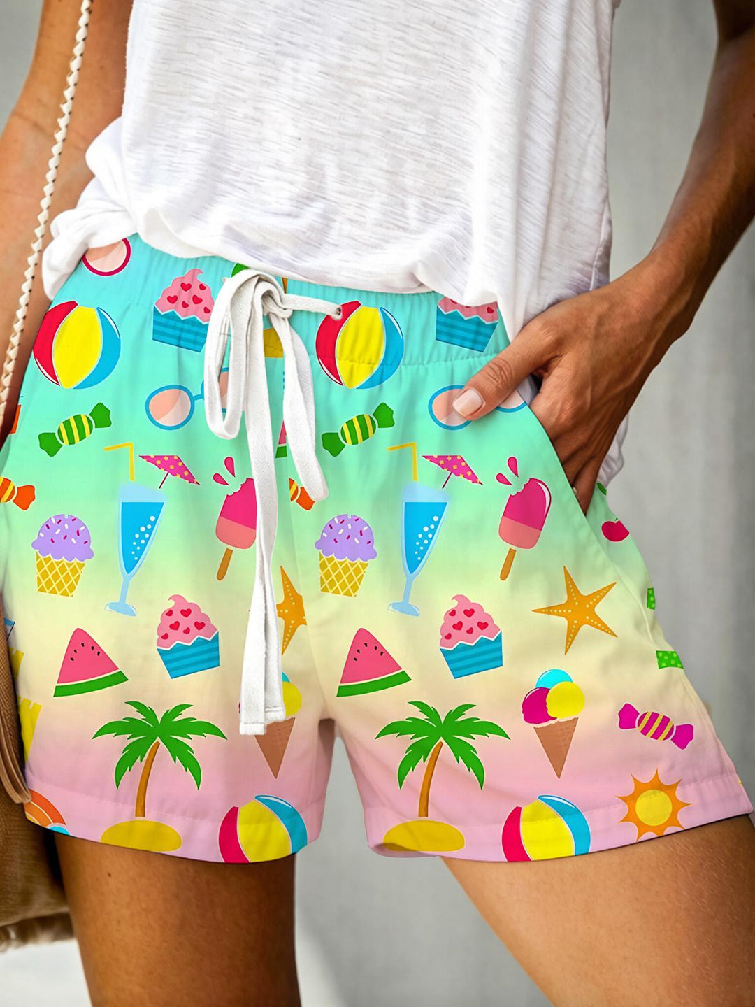 Gradient Hawaiian Print Casual Shorts