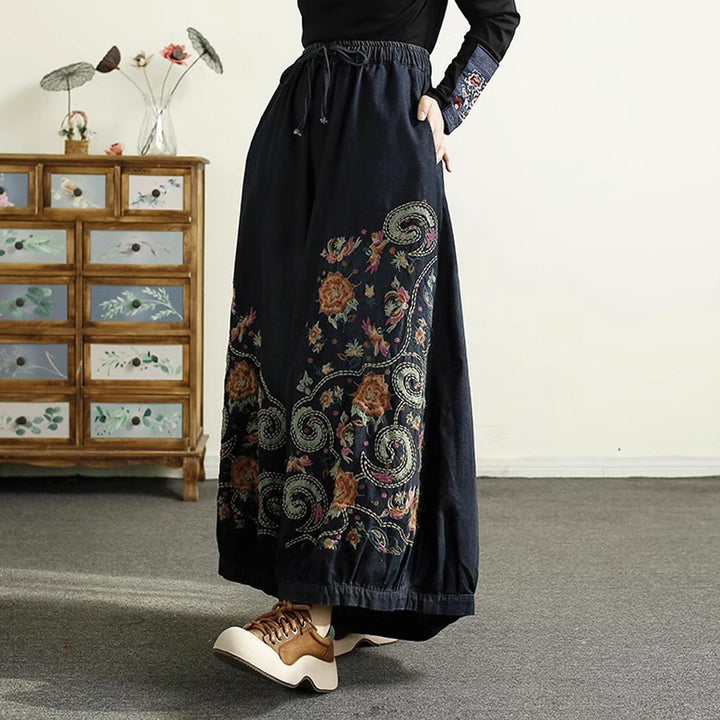 Womens Embroidered Jeans High Waisted Elastic Waist Denim Pants Baggy Trousers with Pockets for Travel Date fashionable