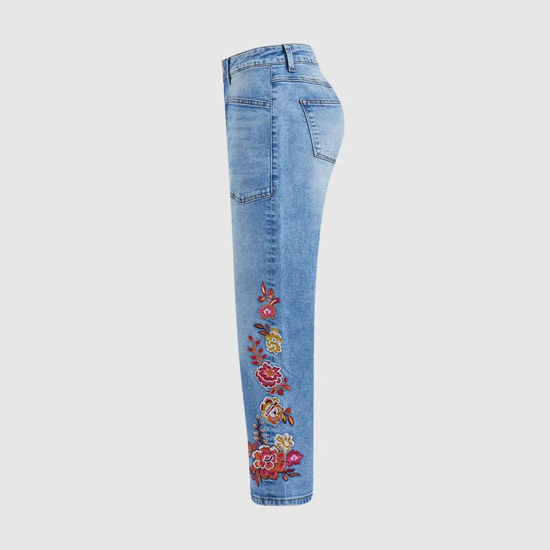 Cropped Jeans for Women Floral Embroidered Casual Summer Straight Leg Jeans Mid Rise Denim Pants for Travel thrifty