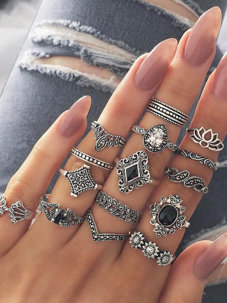 Retro Crescent Crown Drip Ring 15 Piece Set