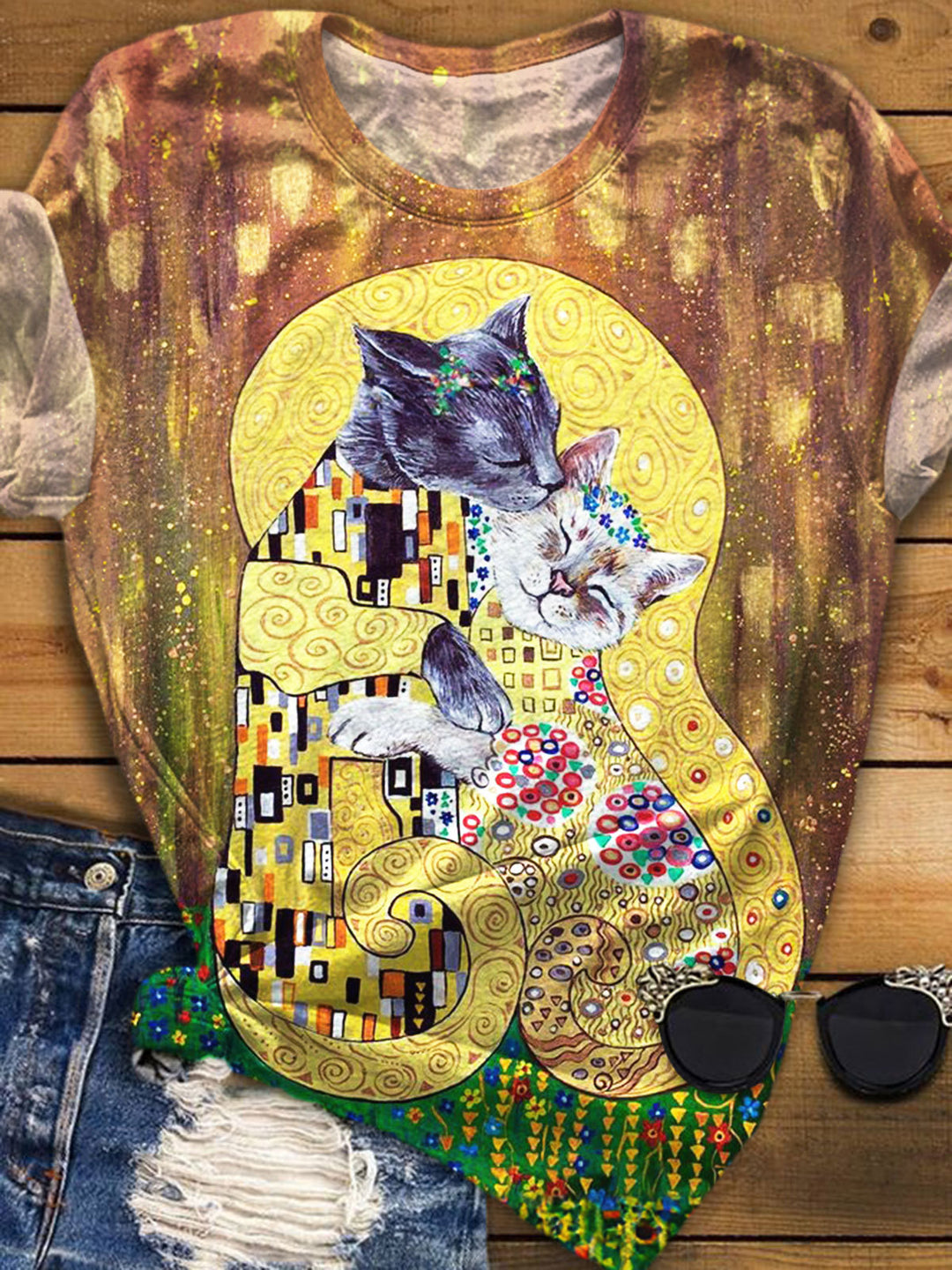 Art Cat Print Crew Neck T-shirt