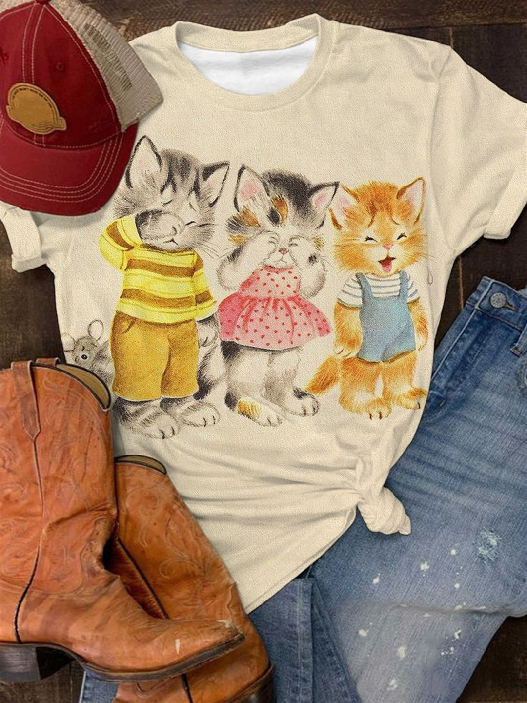 Women's Vintage Cat Print Crew Neck T-Shirt