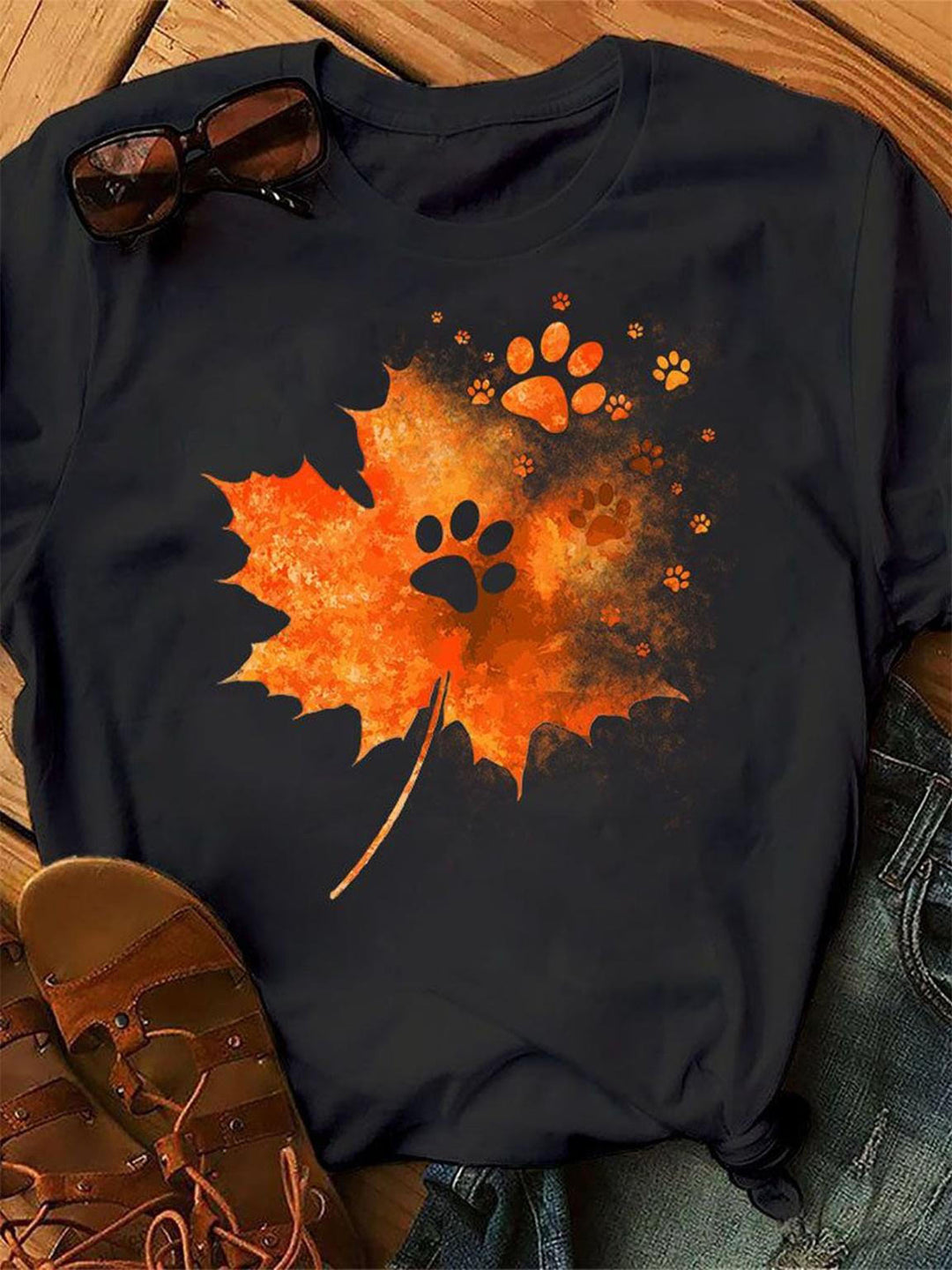 Maple Leaf Dog Paw Print Crew Neck T-Shirt